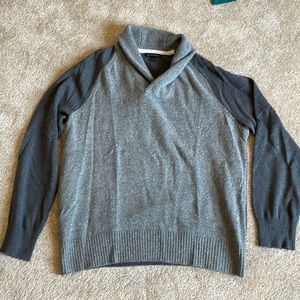 Banana republic Cowl neck sweater, size extra large